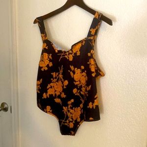 NWOT !   Never worn !   Adorable body suit
